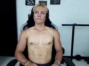 Chaturbate Sex Cam of titan_fitness