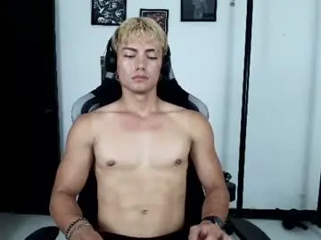 Chaturbate Best live sex cam show of titan_fitness