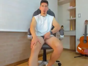 Chaturbate Live Sex of tombardem