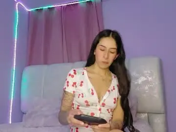 Chaturbate Free Porn Cam of miawilde18