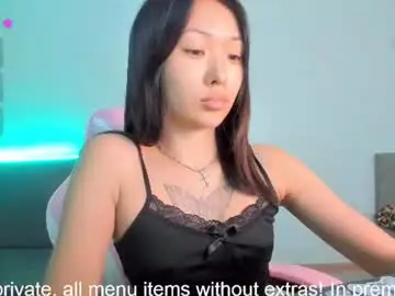 Chaturbate Live Sex Cam of misa_abg