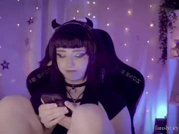 Chaturbate Watch Live Sex Cams of vronnier