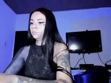 Chaturbate Best live sex cam show of emilyrymer