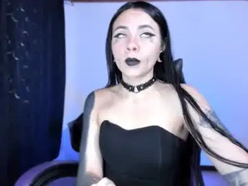 Chaturbate Free Porn Cam of emilyrymer