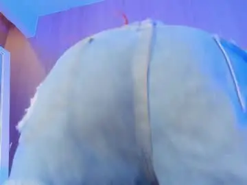 Chaturbate Live Sex Cam of midnigth_blue
