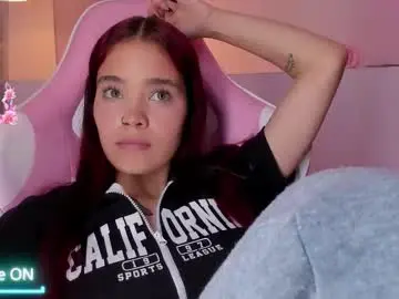 Chaturbate Adult Video Chat of violeth_hill