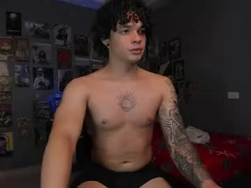 Chaturbate Live Porn of ian_versace