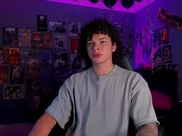 Chaturbate Live Sex Cam of ian_versace