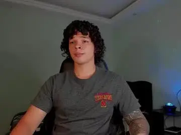 Chaturbate Sex Cam of ian_versace