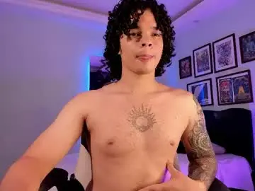 Chaturbate Live Sex Cam of ian_versace