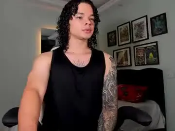 Chaturbate Sex Chat of ian_versace
