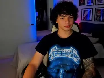 Chaturbate Watch Live Sex Cams of ian_versace
