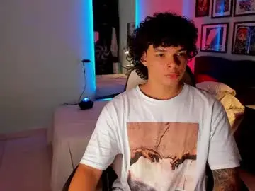 Chaturbate Live Sex Cam of ian_versace