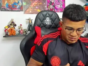 Chaturbate Best live sex cam show of tom_kingfit