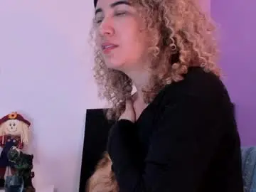 Chaturbate Nude Webcam of charlotte1117