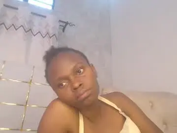 Chaturbate Live Sex Cam of phoebe015