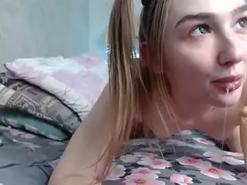Chaturbate Live Sex Cam of wow_blonde