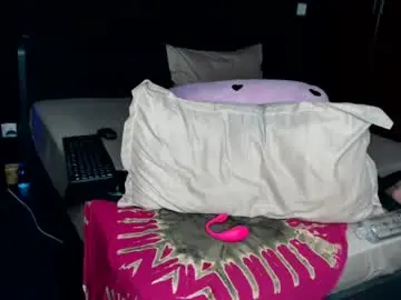 Chaturbate Adult Video Chat of darktanqueen