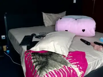Chaturbate Live Sex of darktanqueen