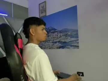 Chaturbate Live Sex Cam of nova_mitchell