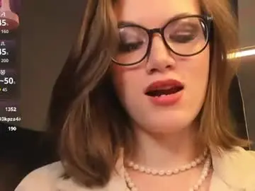 Chaturbate Free Live Porn of cathybarnes