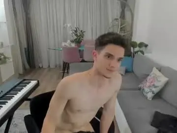 Chaturbate Best live sex cam show of johnnyk8