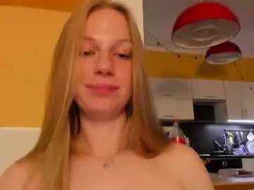 Chaturbate Live Sex Cam of magic_couple13