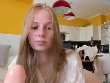 Chaturbate Free Live Porn of magic_couple13