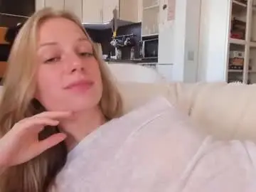Chaturbate Watch Live Sex Cams of magic_couple13