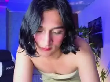 Chaturbate Live Sex Cam of zoee_kiss_