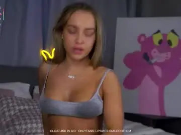 Chaturbate Live Sex of lipswithsmileonthem