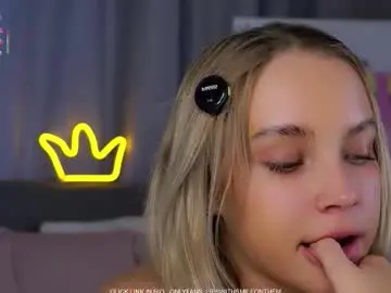 Chaturbate Adult Webcam of lipswithsmileonthem