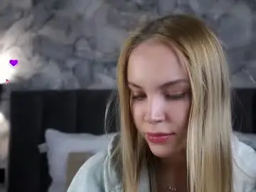 Chaturbate Adult Webcam of lipswithsmileonthem