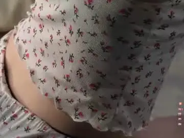 Chaturbate Nude Webcam of lipswithsmileonthem