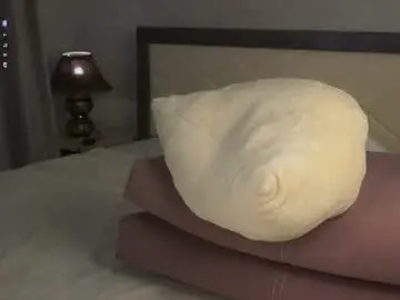 Chaturbate Live Sex of lipswithsmileonthem
