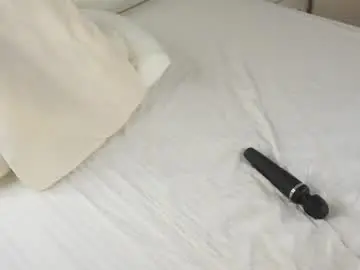 Chaturbate Watch Live Sex Cams of lipswithsmileonthem