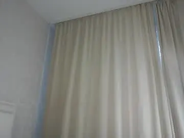 Chaturbate Nude Webcam of lipswithsmileonthem