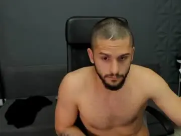 Chaturbate Watch Live Sex Cams of troywade