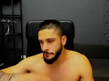 Chaturbate Free Live Porn of troywade