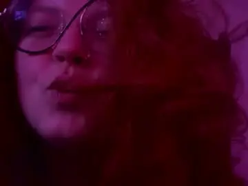 Chaturbate Sex Chat of yungnotinnocent