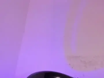 Chaturbate Adult Video Chat of lucyshen_