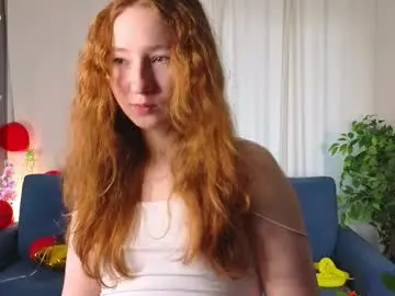 Chaturbate Live Sex Cam of lydaerne