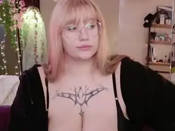 Chaturbate Adult Video Chat of morvelyn