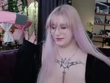 Chaturbate Watch Live Sex Cams of morvelyn