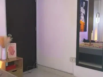 Chaturbate Live Sex Cam of saracutie_