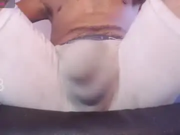 Chaturbate Free Live Porn of tommy_c0rtez