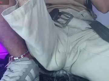 Chaturbate Live Sex of tommy_c0rtez