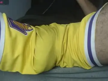 Chaturbate Live Sex Cam of tommy_c0rtez