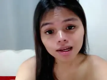 Chaturbate Live Sex Cam of afina_babes