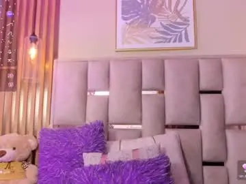 Chaturbate Watch Live Sex Cams of isabellabrooks